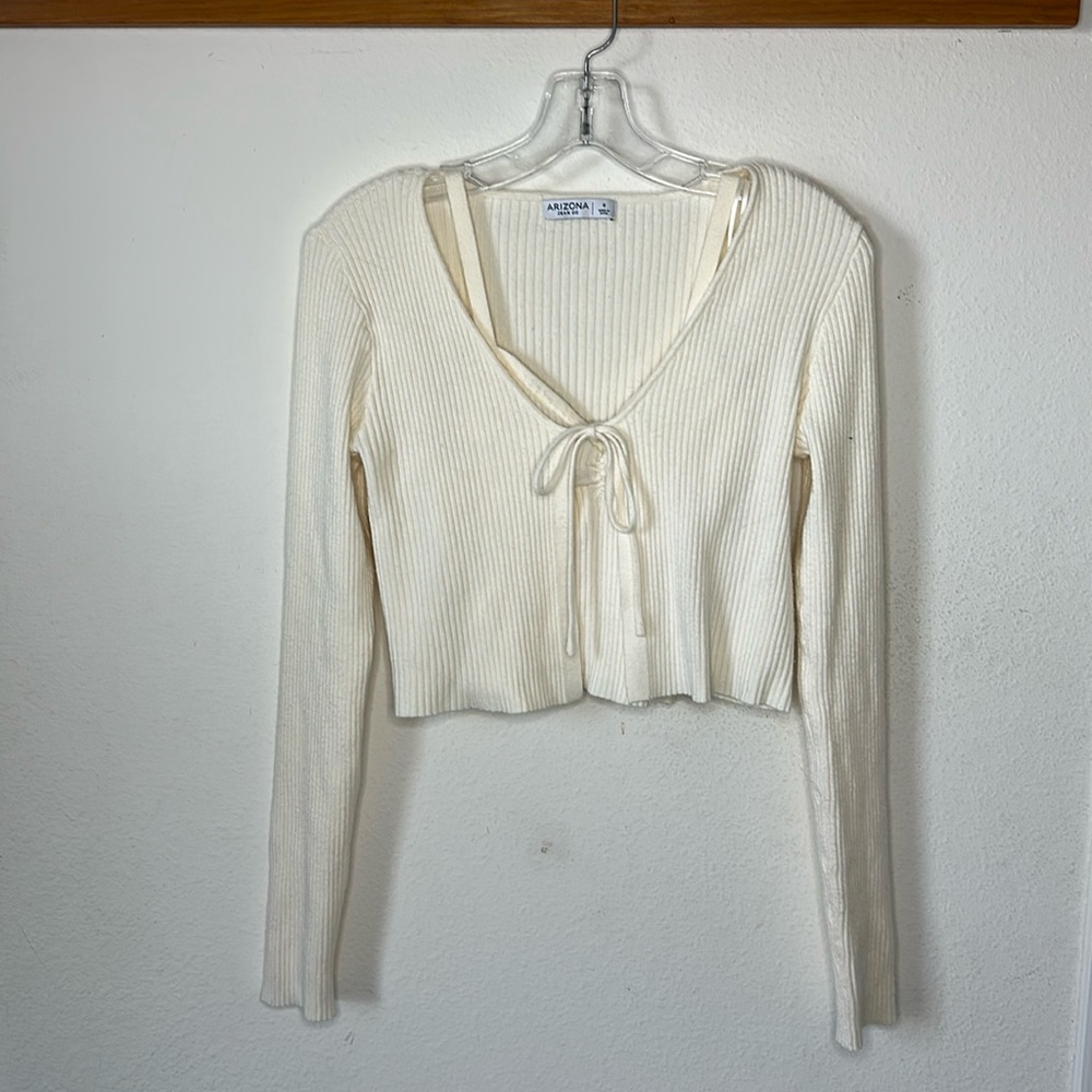 Arizona Jean Co, US size small, cropped knit sweater set.
